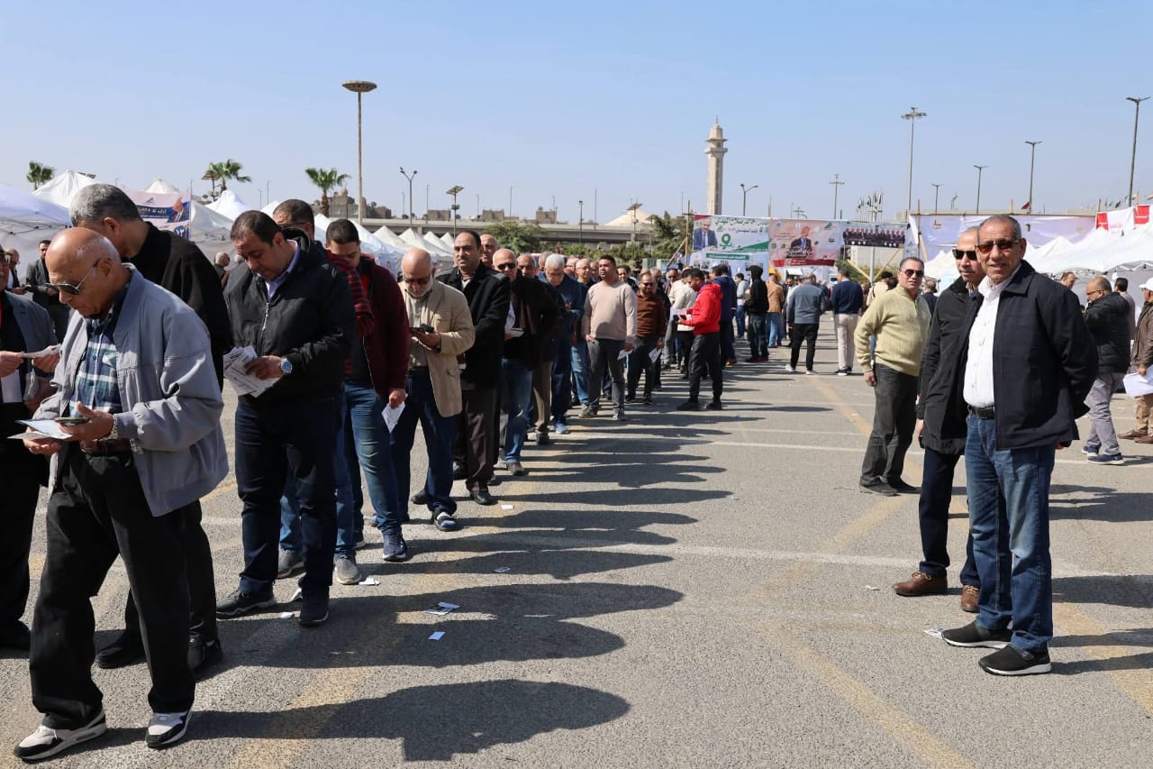 توافد المهندسين