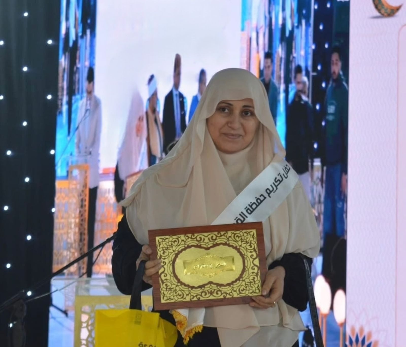 بنى مجدول تحتفى بحفظة القرآن (6)