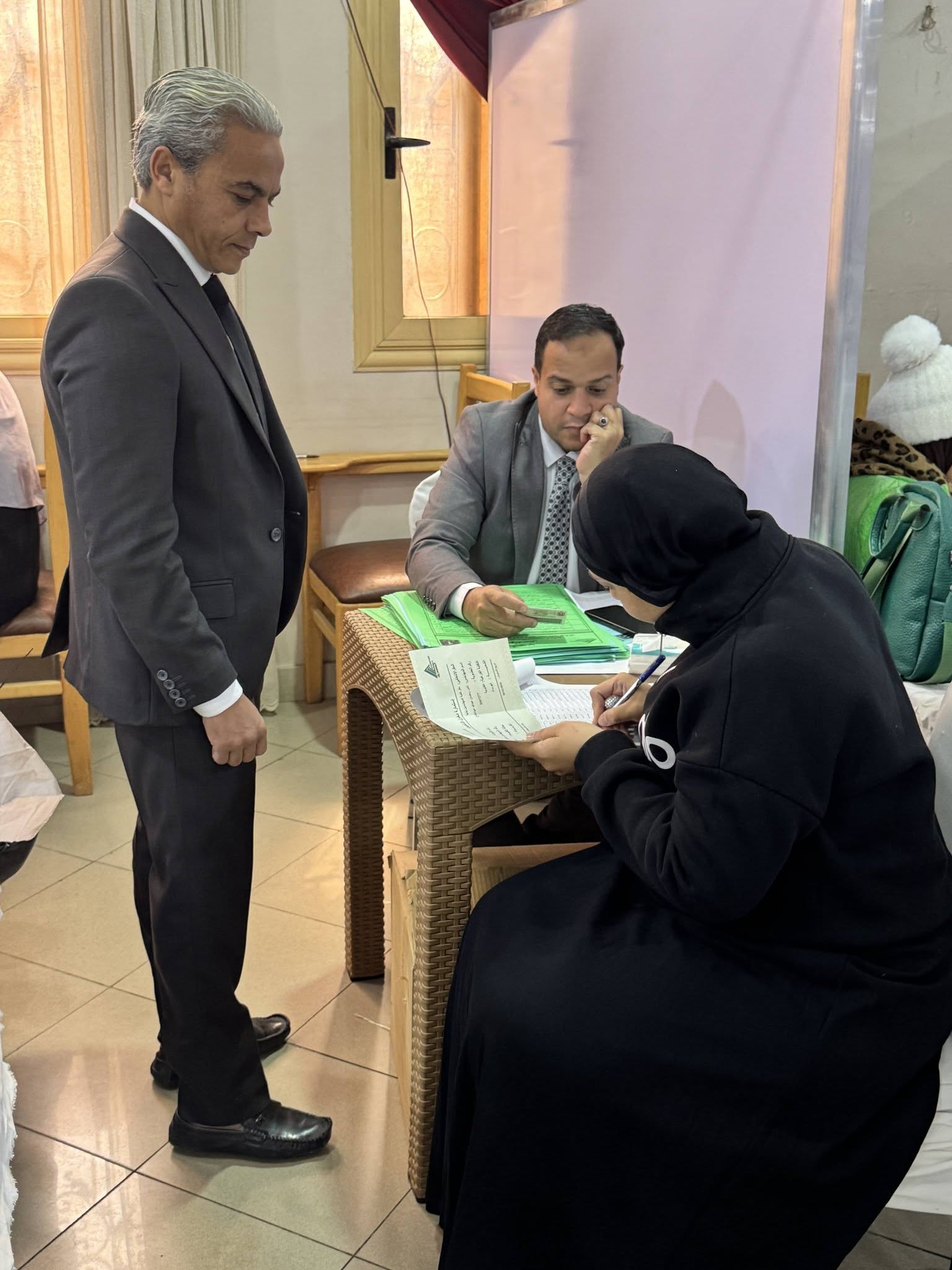 خلال الانتخابان