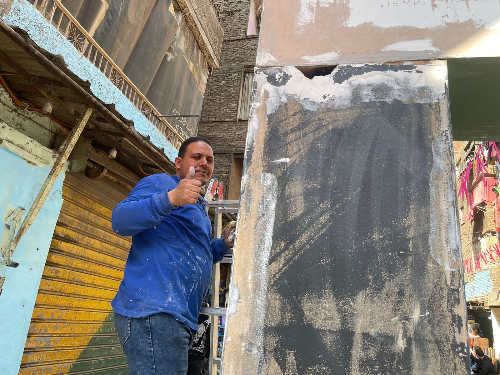 الأهالى يجهزون ثانى أكبر مائدة إفطار فى مصر