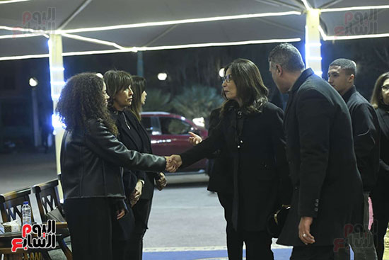 وزيرة الثقافة تقدم واجب العزاء وزيرة الثقافة تقدم واجب العزاء