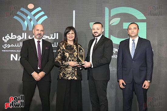 تكريم  مؤسسة الجارحى للتنمية