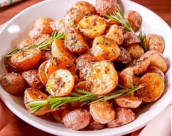 بطاطس بالزعتر