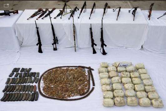 مقتل 4 عناصر إجرامية وسقوط بؤرة مخدرات الموت (1)