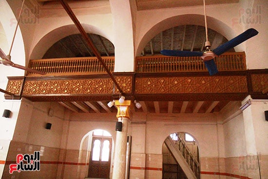 السمجد من الداخل