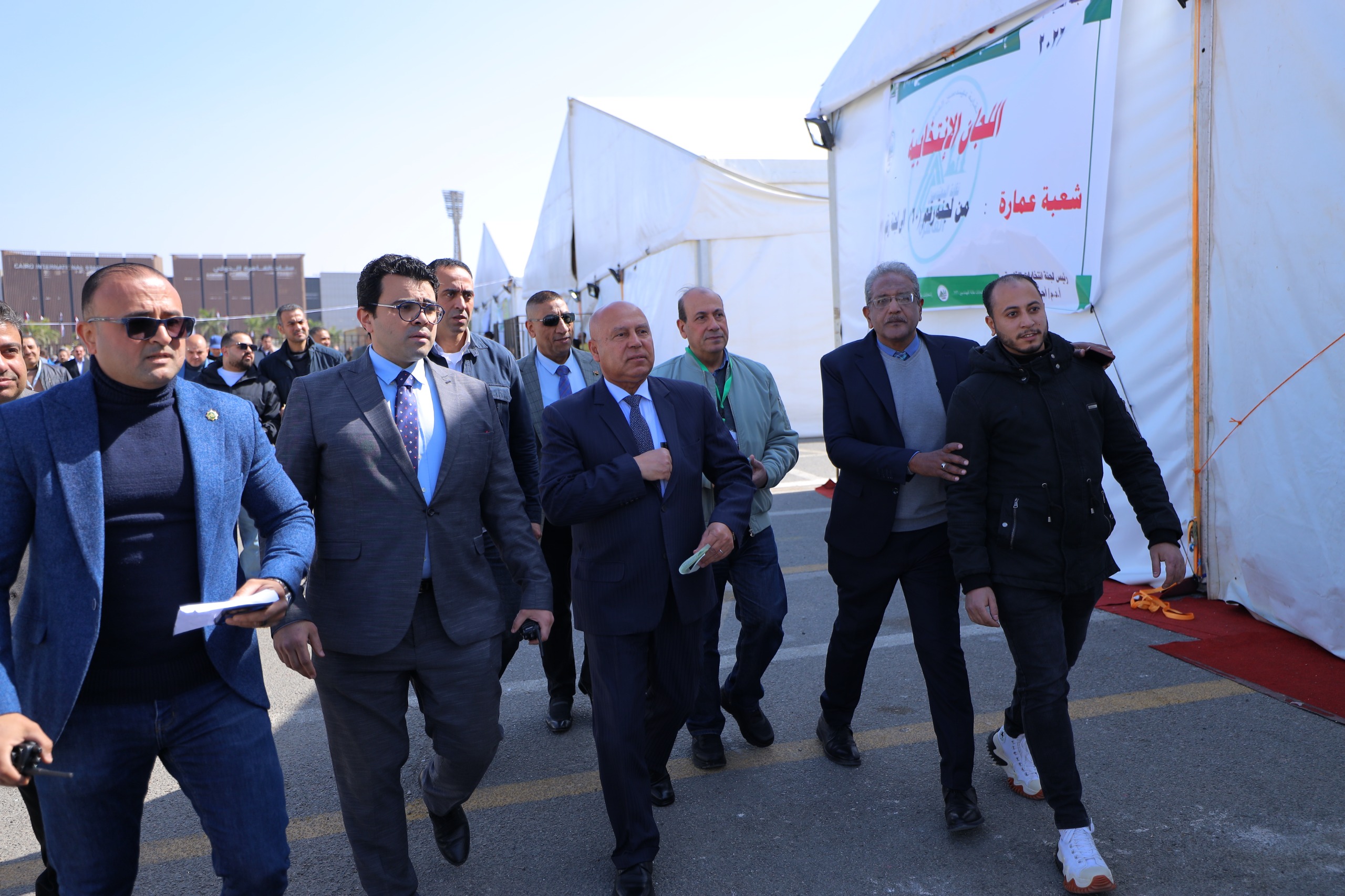 وصول الفريق كامل الوزير