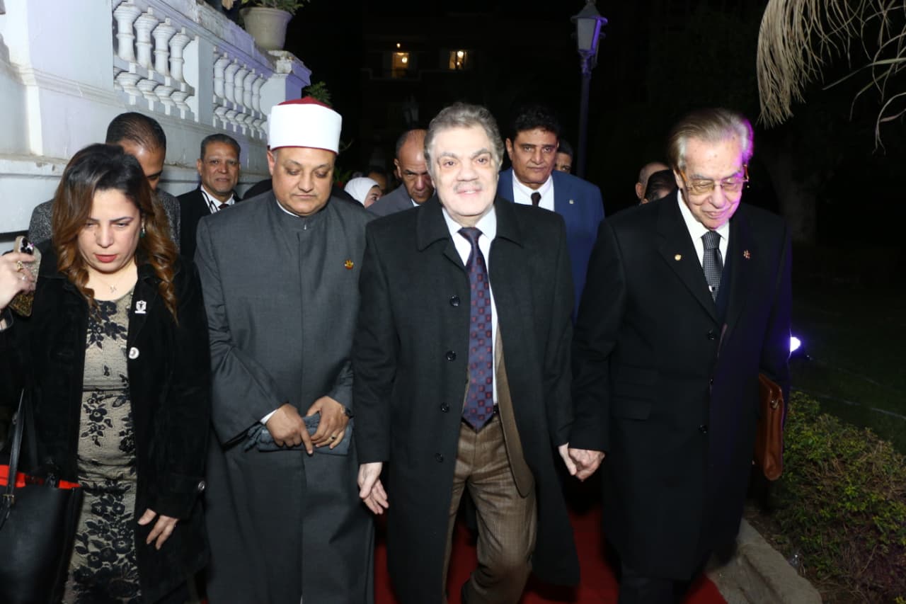 d5882058-2db6-4c3d-8de3-455b03d2be7c