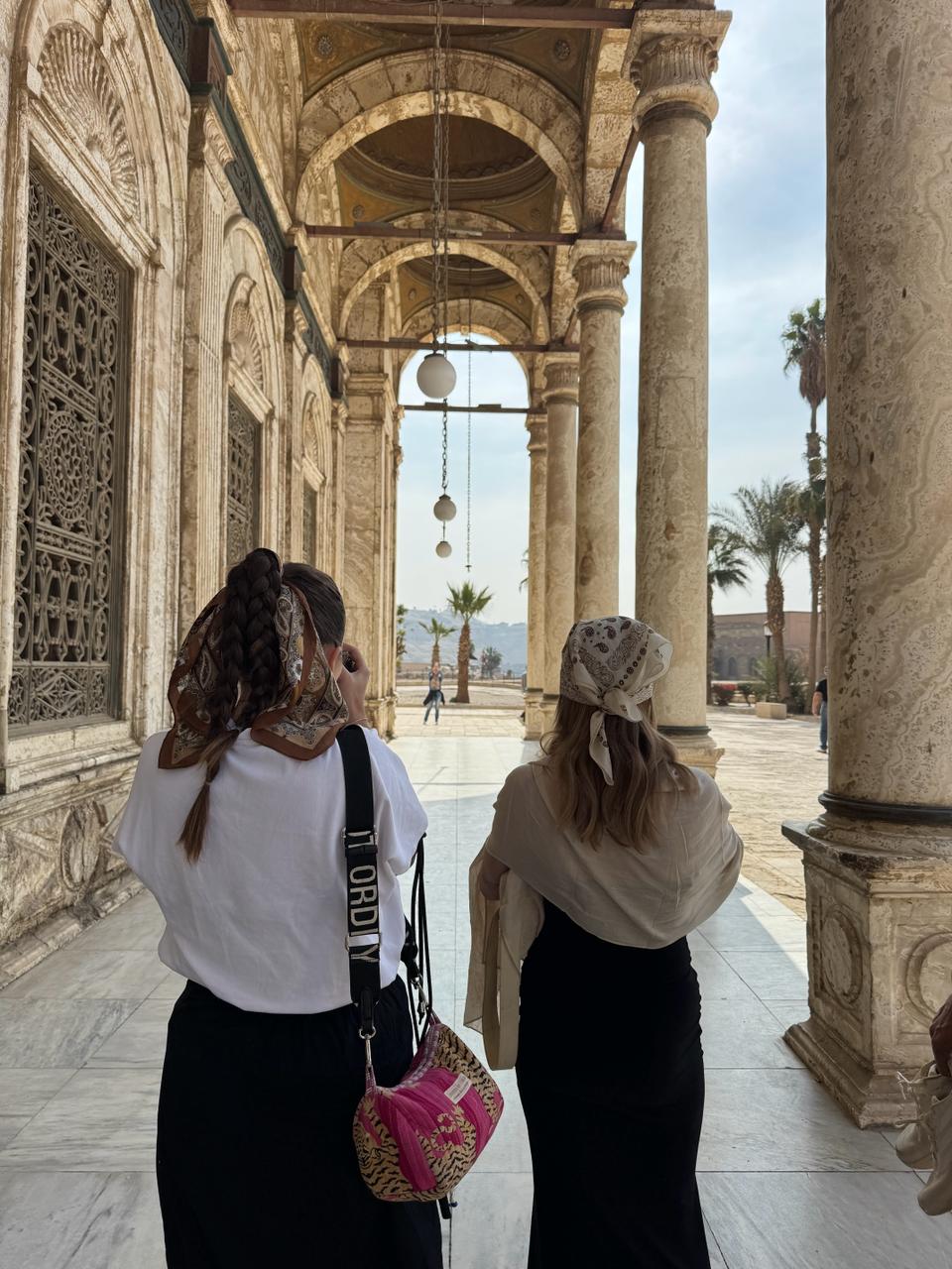 42ec9489-68f7-4292-b749-bd00b1dda673