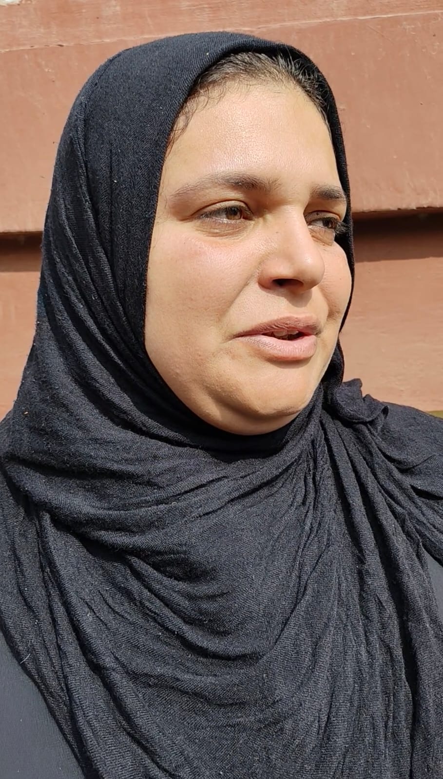 والدة المجنى عليها