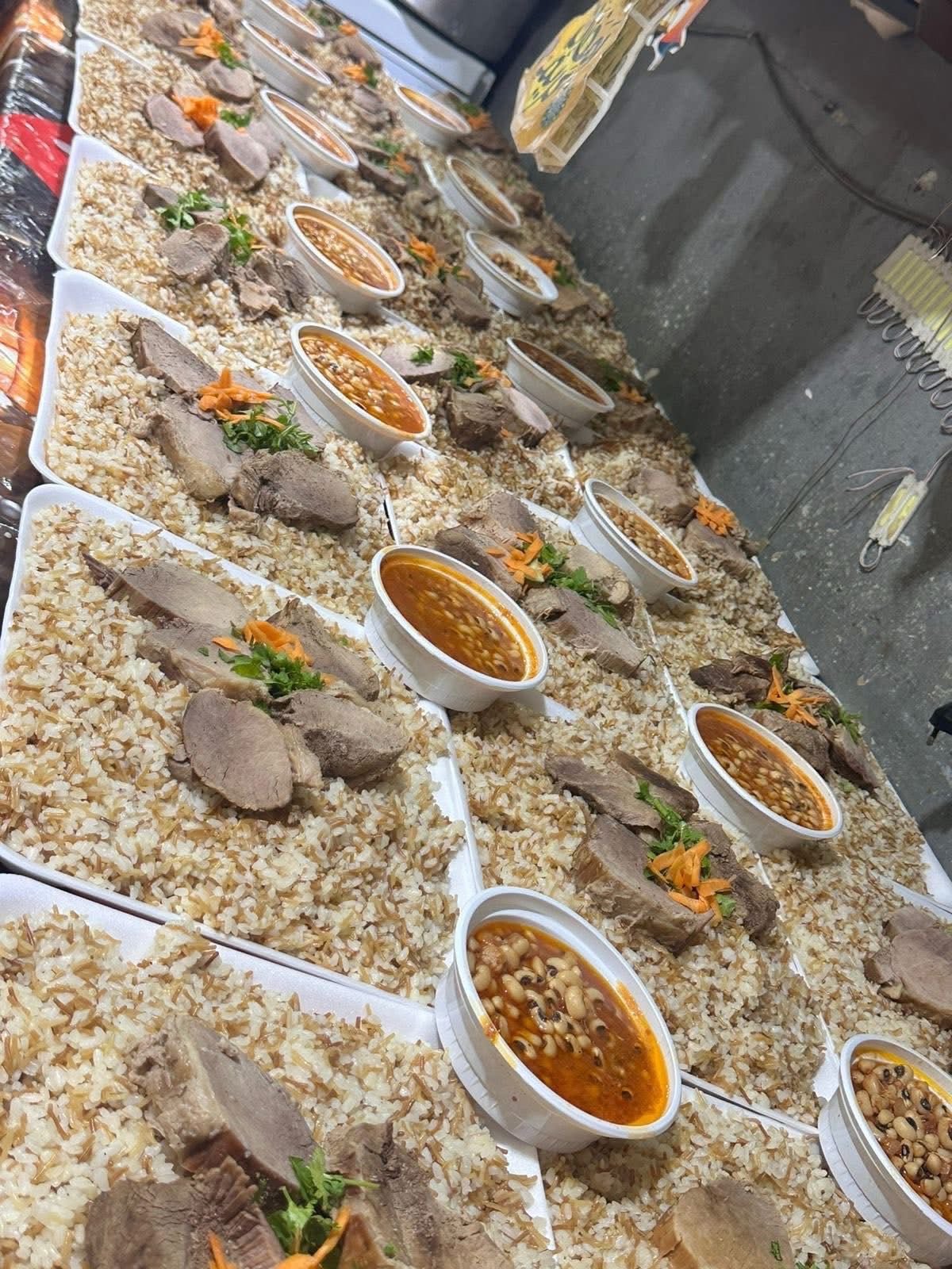 وجبات الاطعام فى المحلة