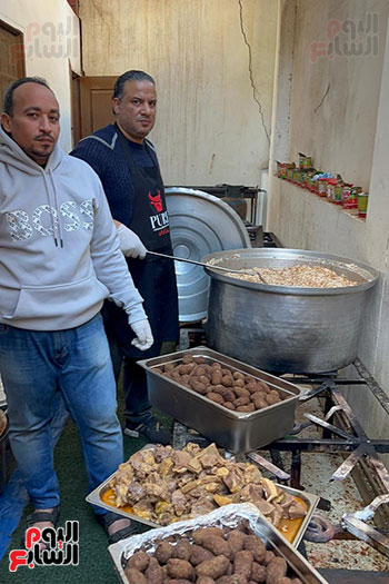 اماكن طهي وتجهيز الطعام داخل مطبخ الخير