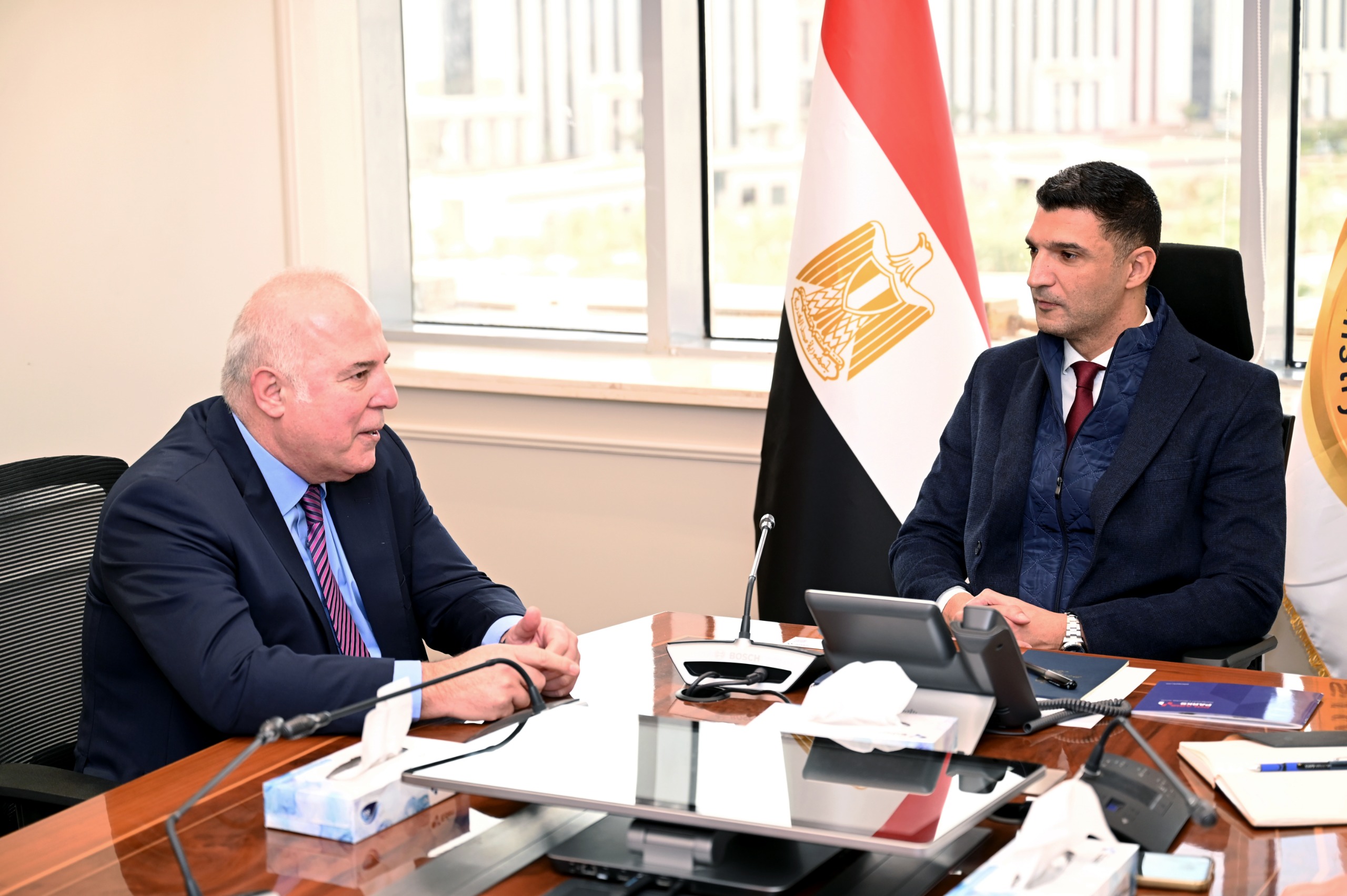 وزير الصناعة