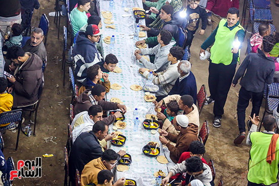 سعادة الصائمين بالافطار