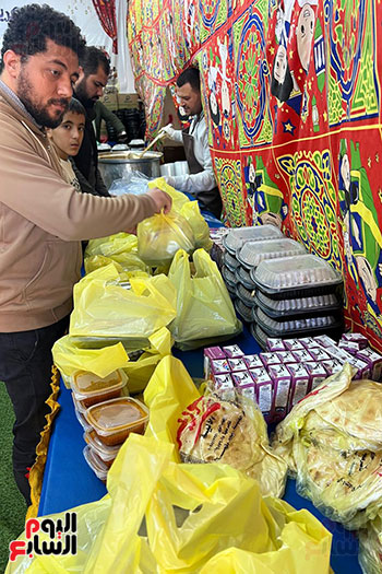 تغليف الوجبات للصائمين