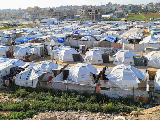 خيام النازحين فى مخيم النصيرات