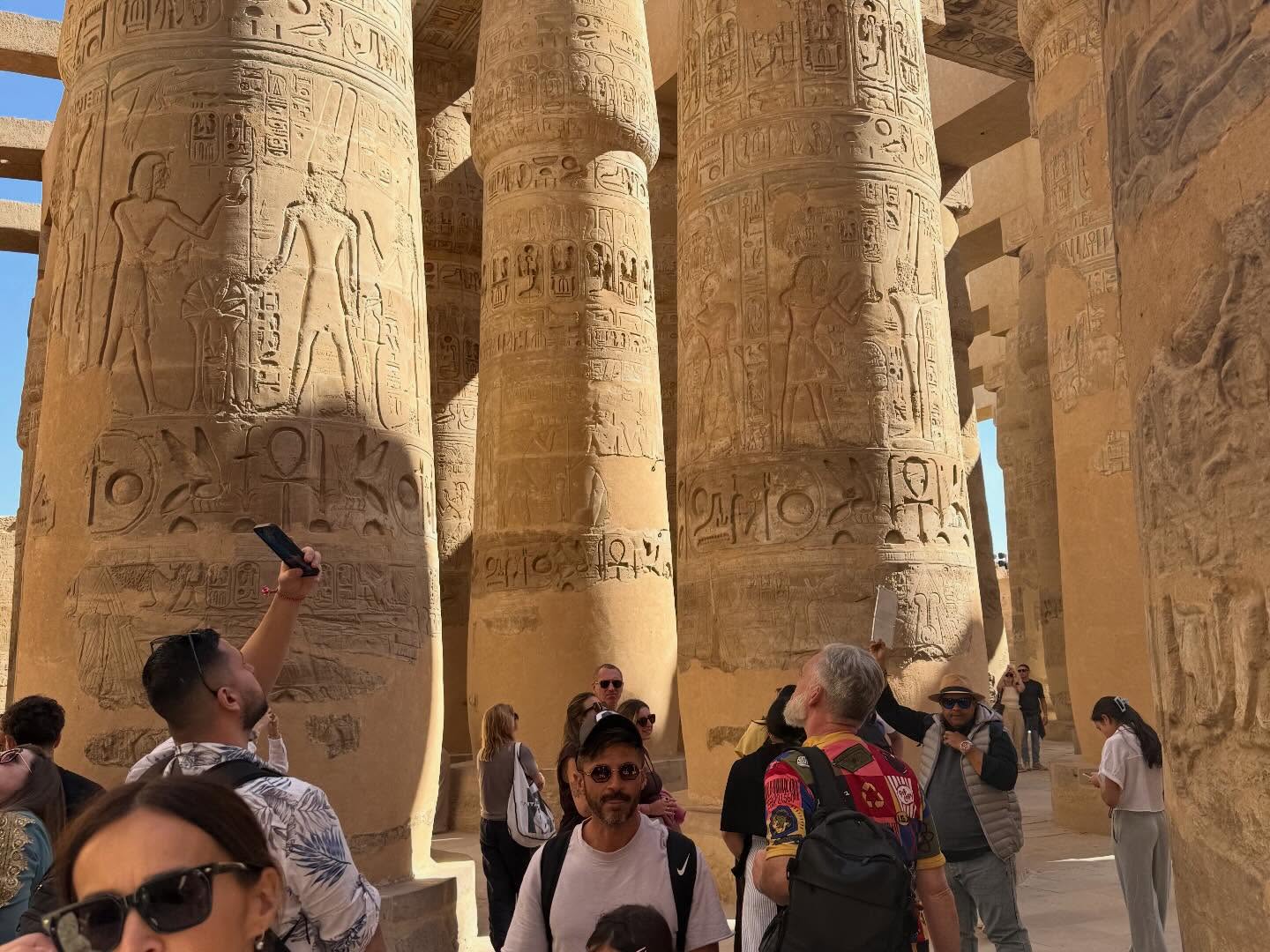 زيارات سياح العالم فى معابد الكرنك زيارات سياح العالم فى معابد الكرنك