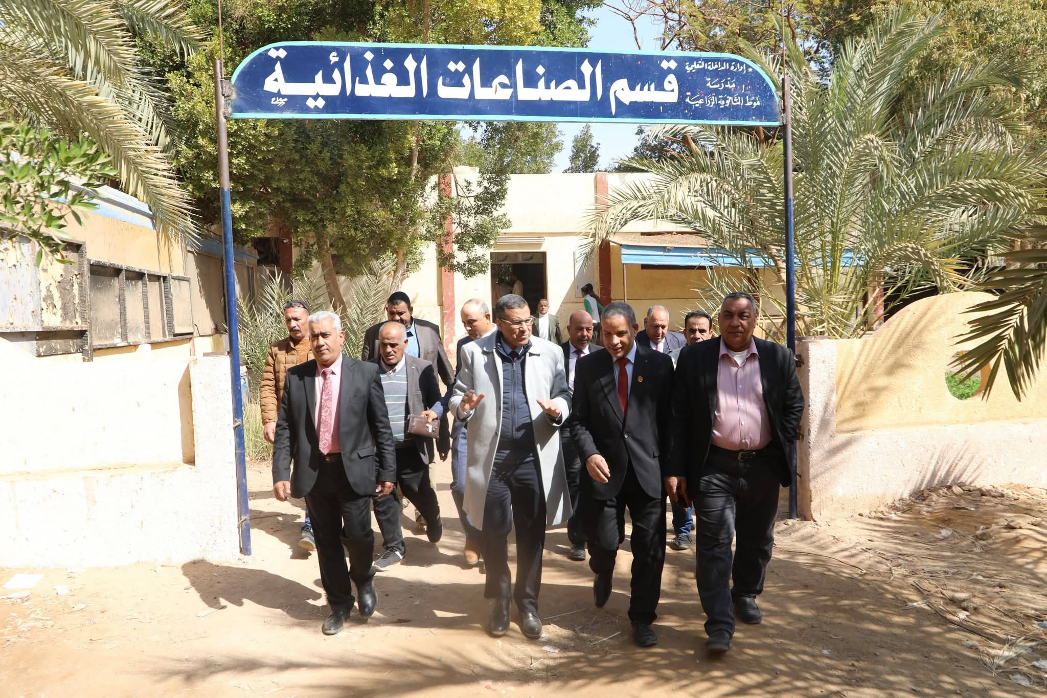 جولة داخل قسم الصناعات الغذائية بالمدرسة