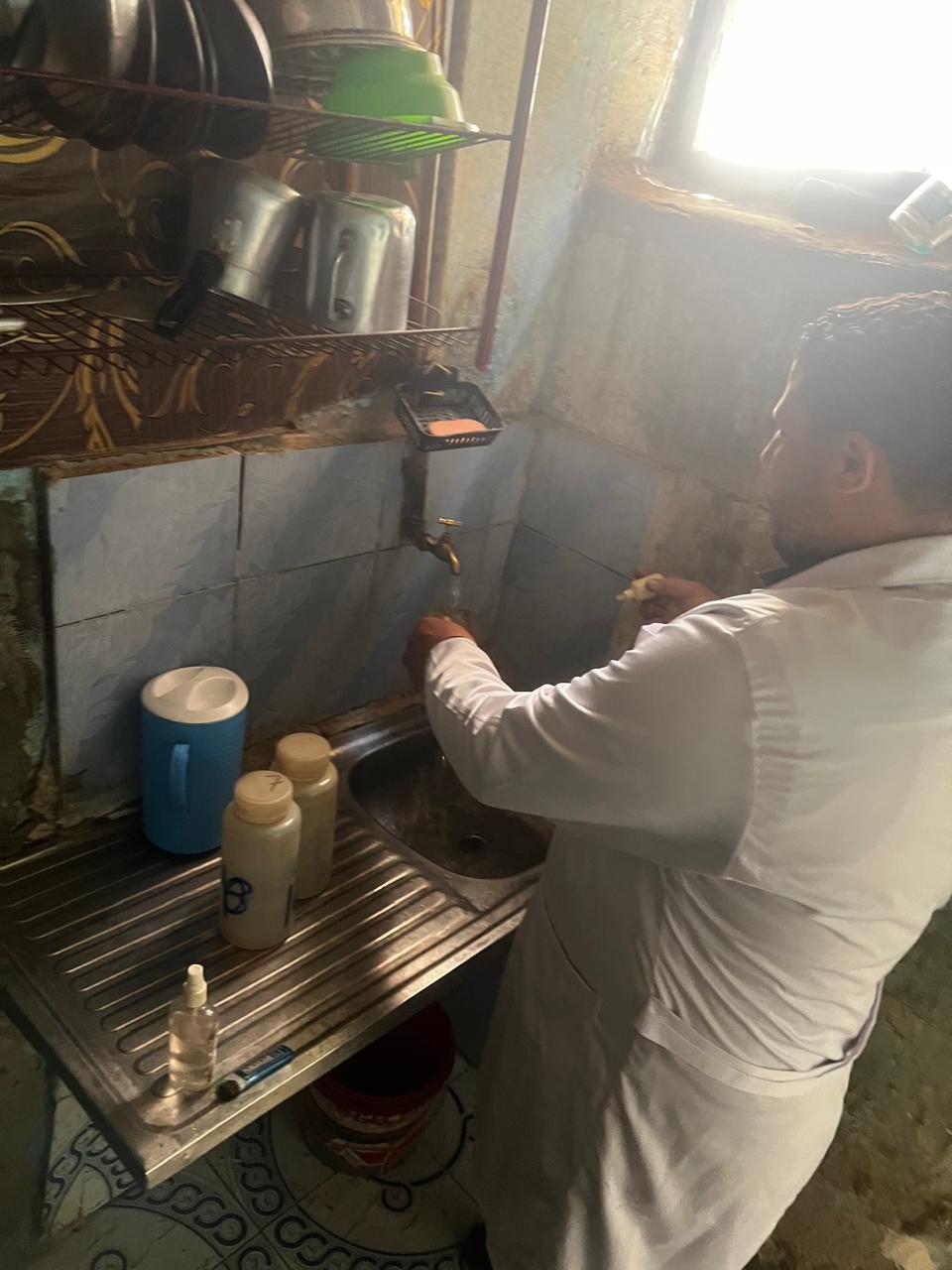 سحب عينات المياه