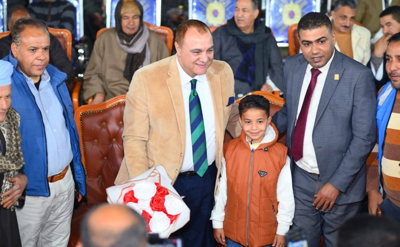 السكرتير العام ومسؤل حياة كريمة