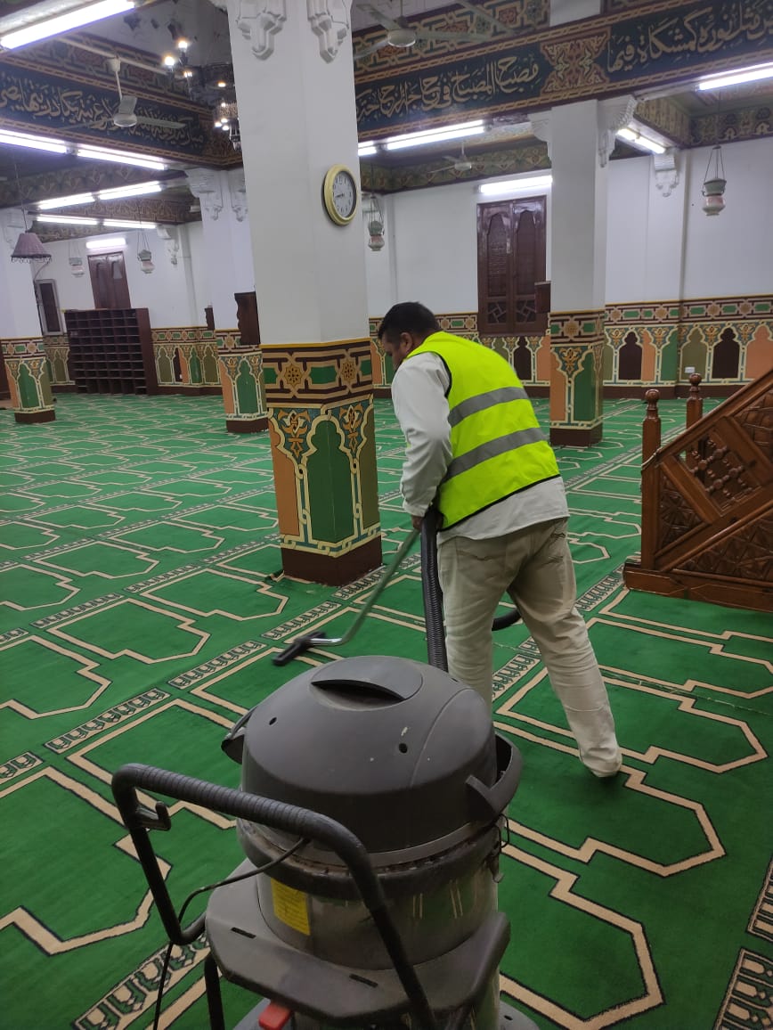 حملة نظافة مكثفة