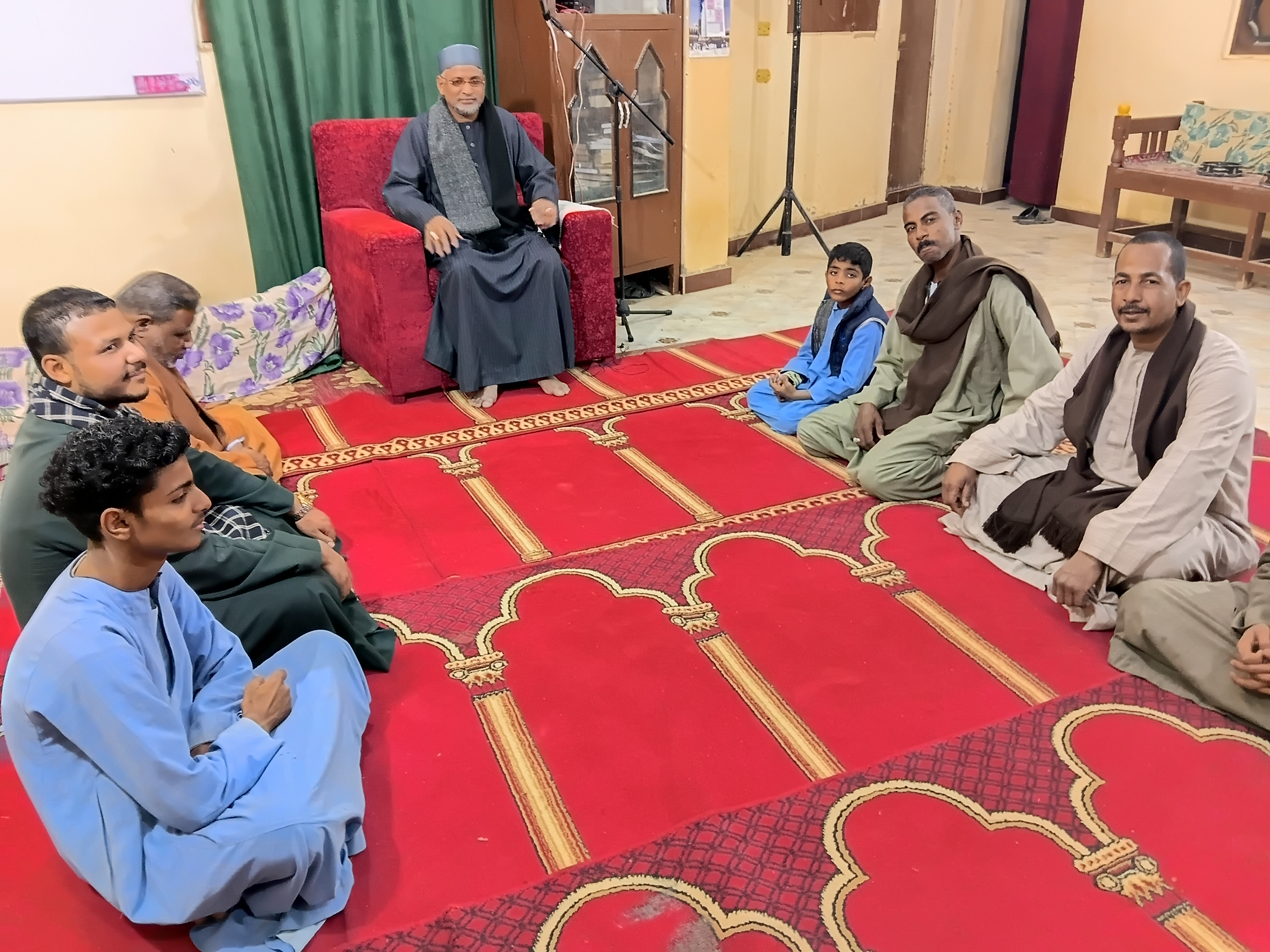 الشيخ عاشور البنا مقدم الطريقة الصديقية الشاذلية الشيخ عاشور البنا مقدم الطريقة الصديقية الشاذلية