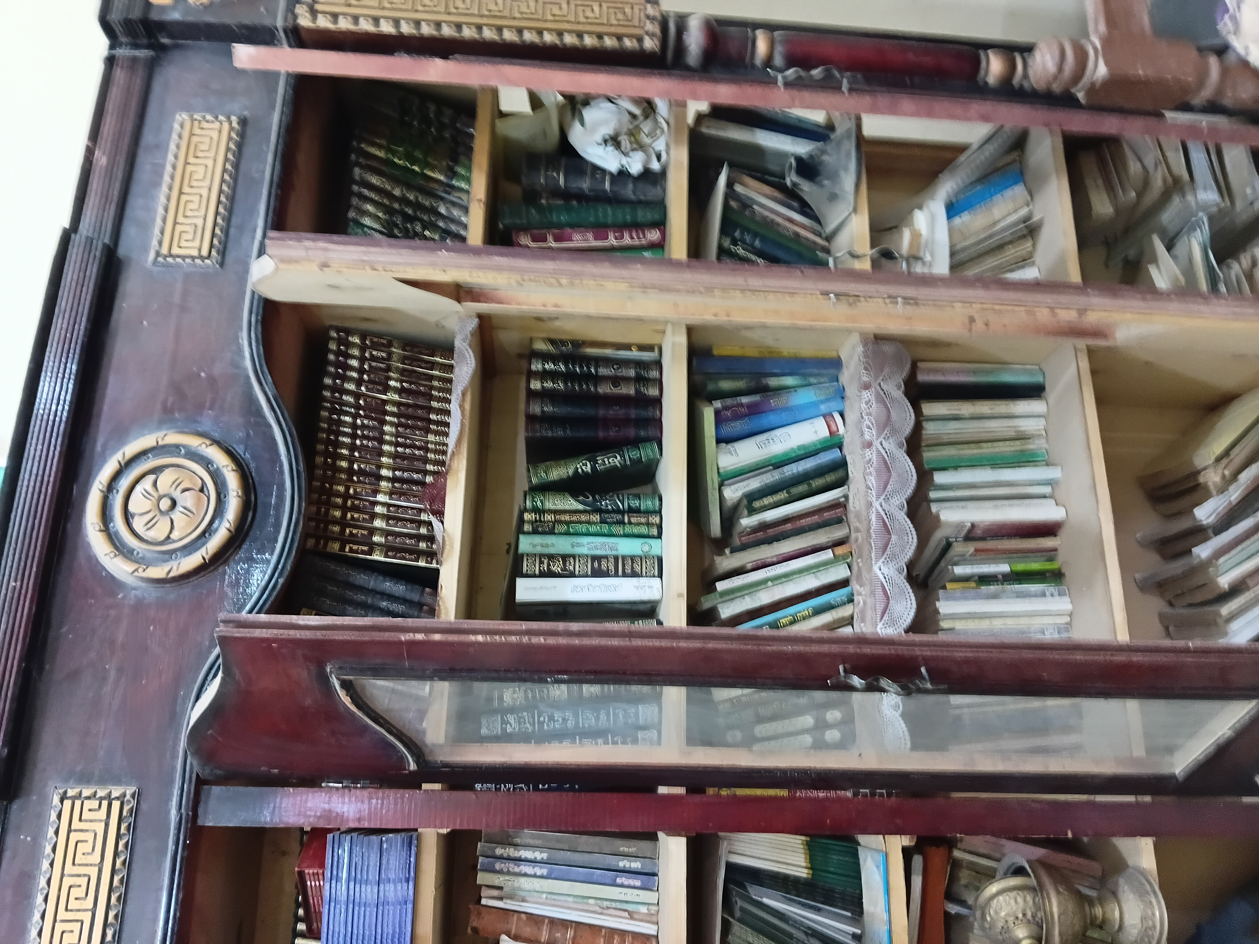 مكتبة الساحة مكتبة الساحة