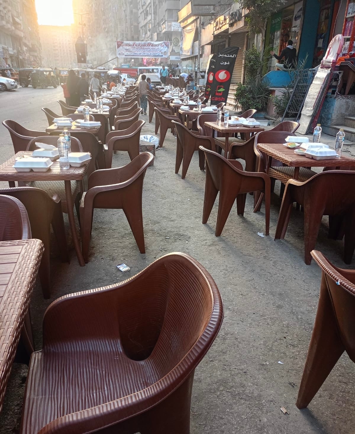 مائدة الشباب تجمع الأهالى والوافدين برمضان