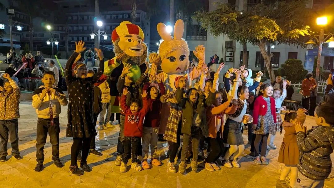 حفلات ترفيهية خلال أعمال قطار الخير