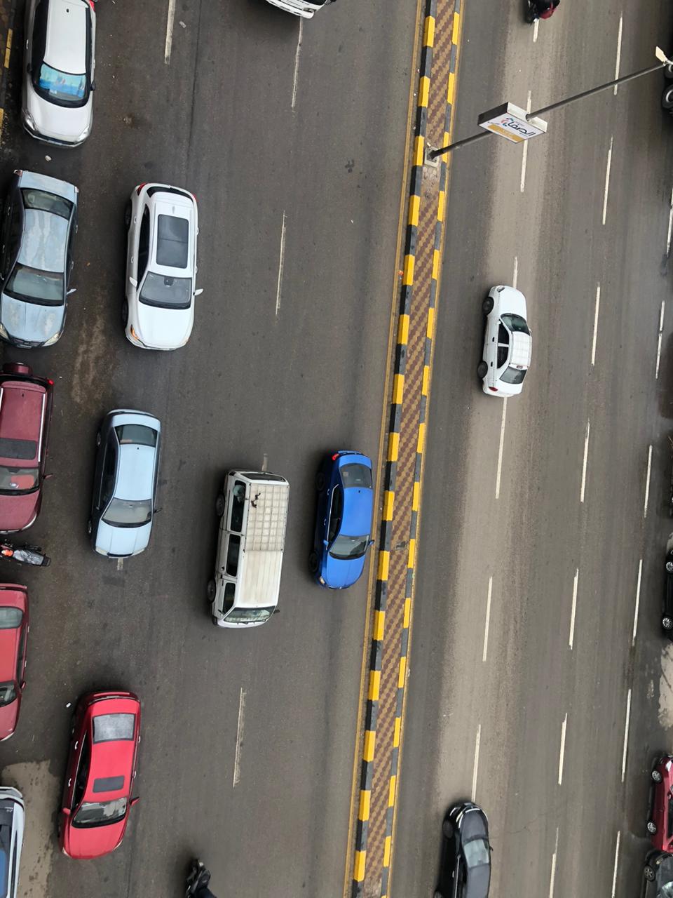 حركة السيارات على الطرق  (9)