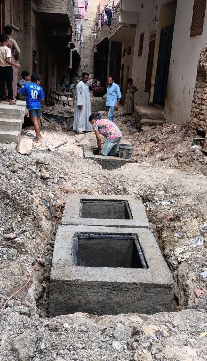 الغرف المنزلية والوصلات الفرعية بمشروع الصرف الصحي بالعضايمة الغرف المنزلية والوصلات الفرعية بمشروع الصرف الصحي بالعضايمة