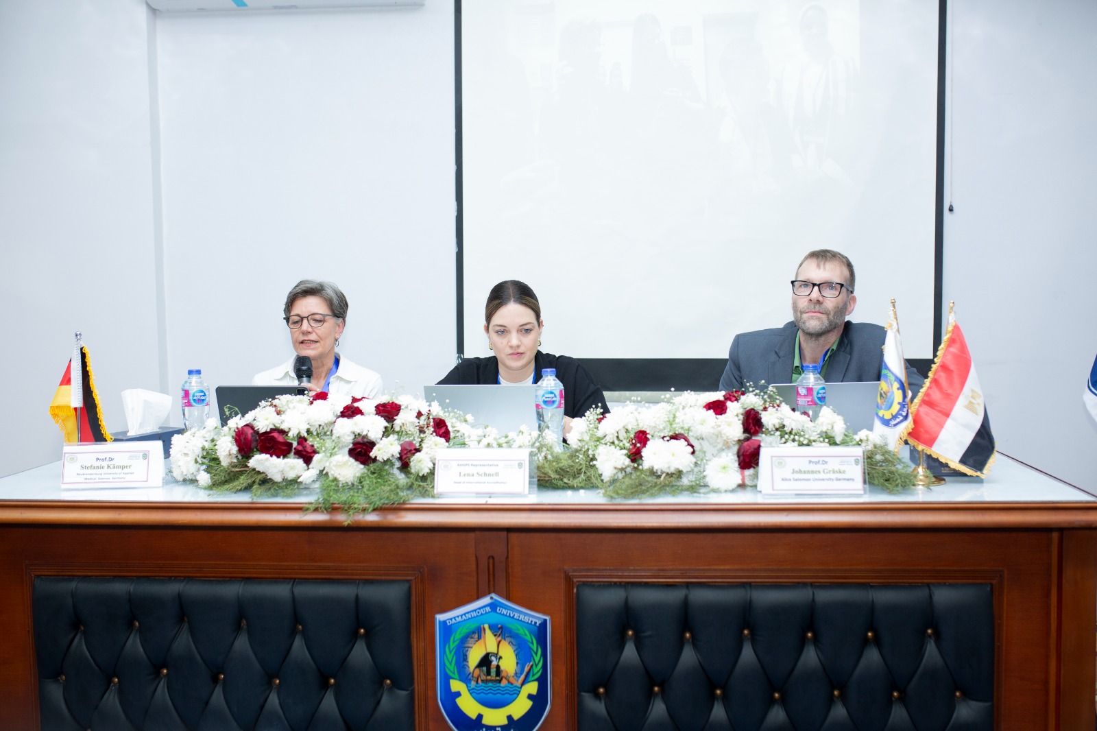 كلية التمريض جامعة دمنهور (5)