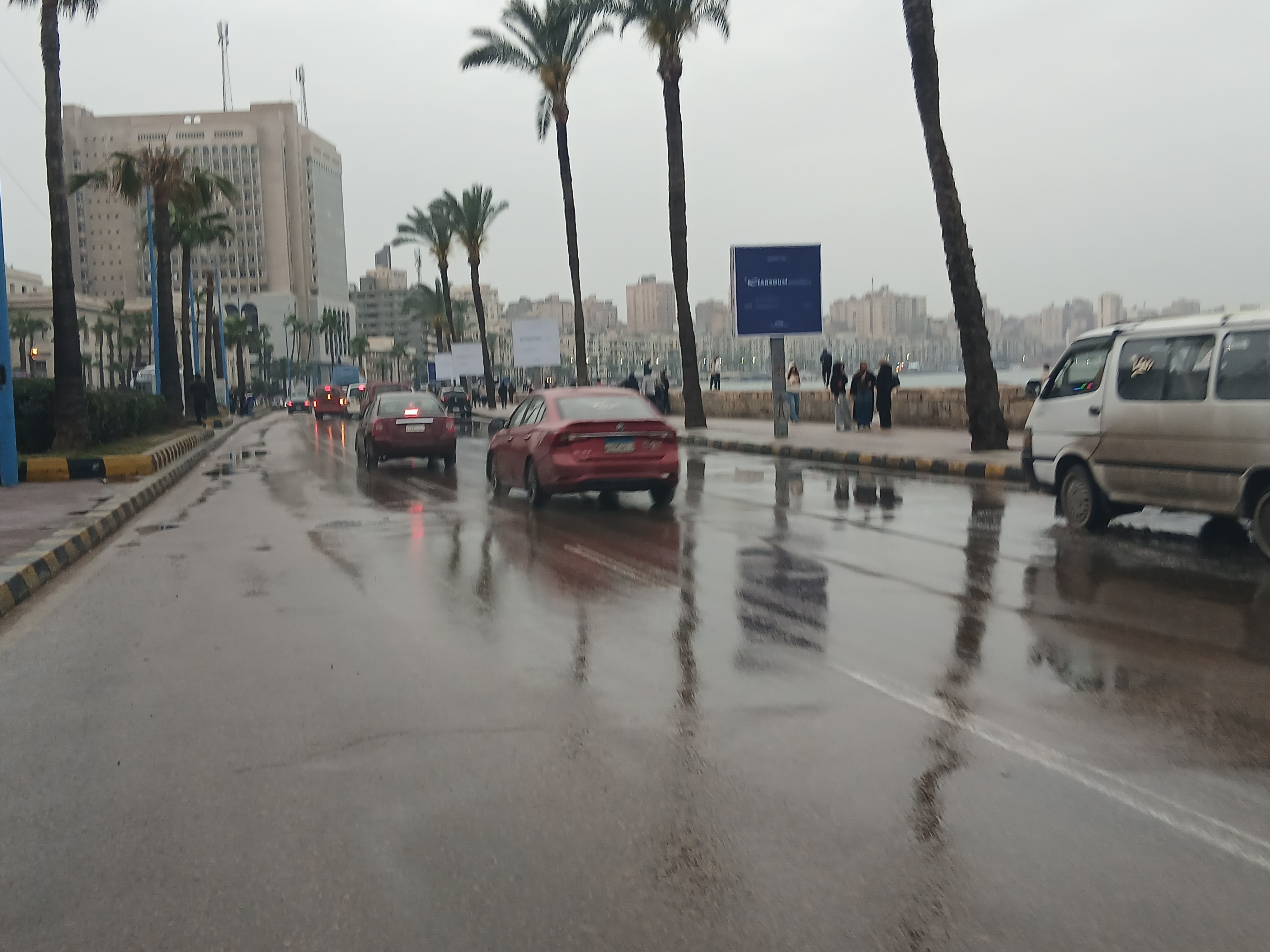 امطار  غزيرة  في الإسكندرية_1
