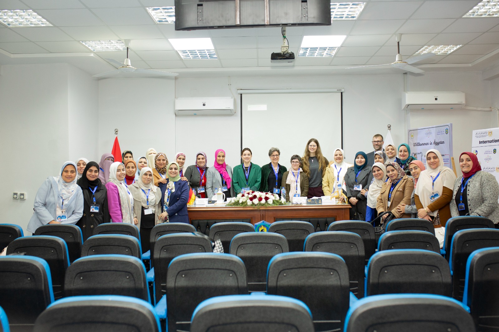 كلية التمريض جامعة دمنهور (4)