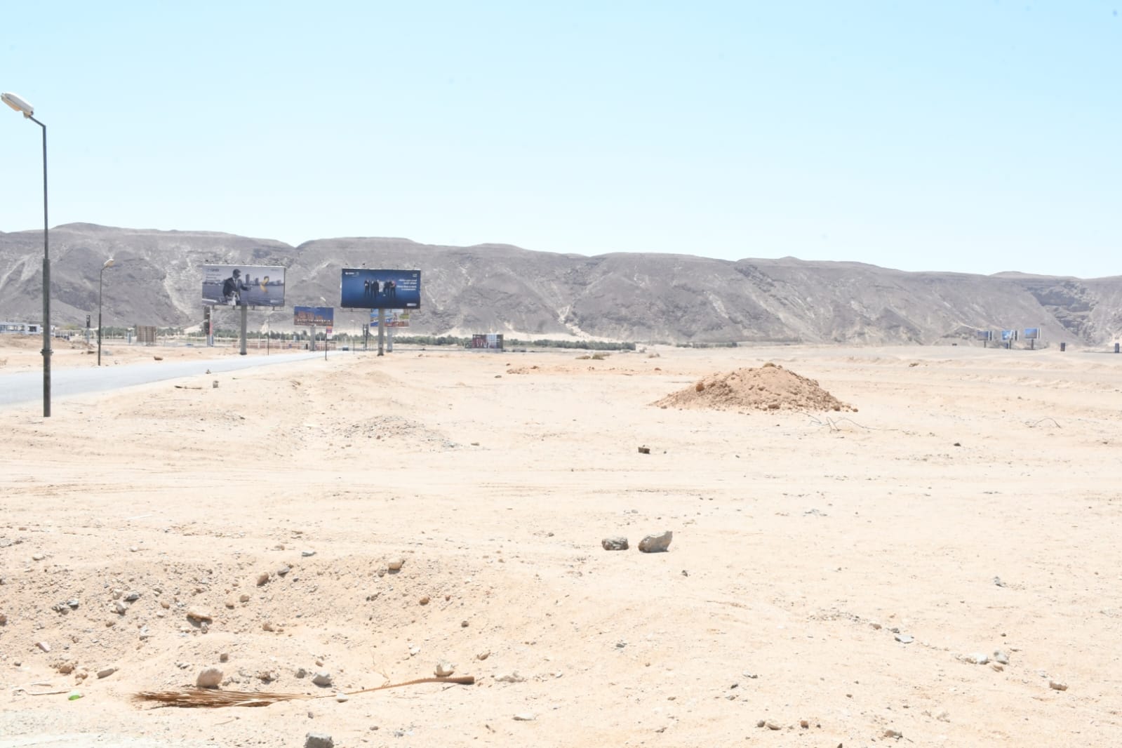 الارض المخصصة لإقامة القرية الأولمبية
