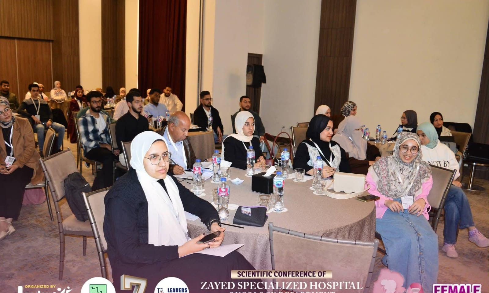 جانب من المؤتمر جانب من المؤتمر
