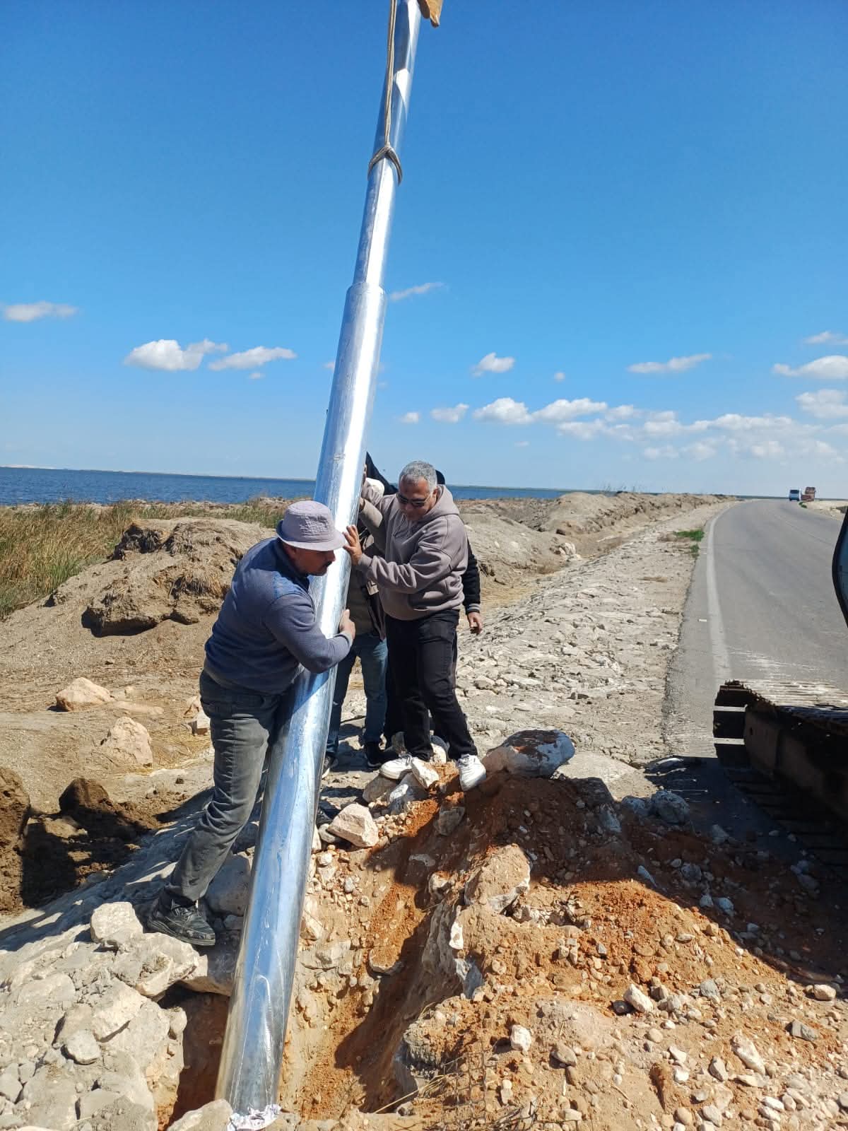 أعمال تركيب أعمدة