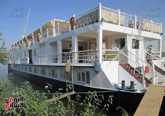 سياحة-الذهبيات-النيلية-الفاخرة-بالأقصر-لضيوف-مصر