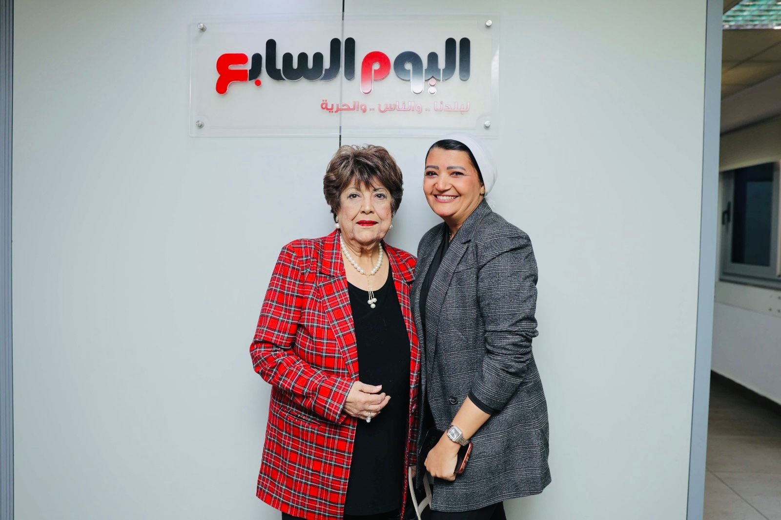 الإعلامية إيناس جوهر (2)