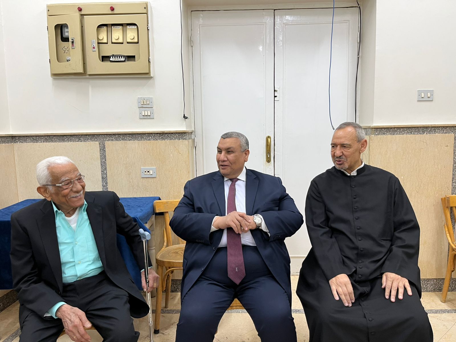 تقديم التهنئة بكنائس الدائرة