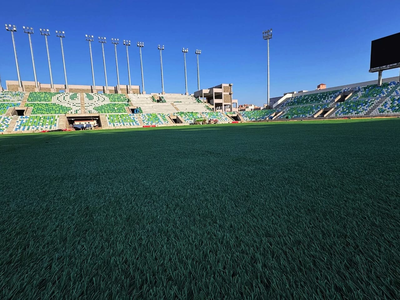 الطبقة الأولى من النجيلة