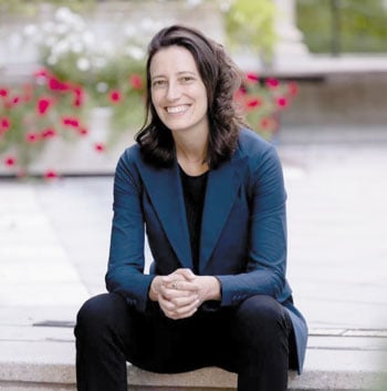 هولى جين هولى جين