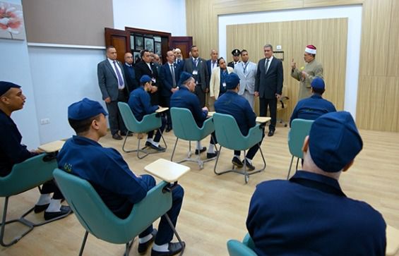 الداخلية تُسلح شباب الجامعات والمجتمع المدني بالوعي (3)
