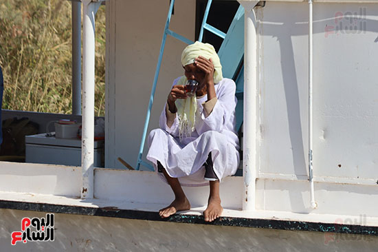 أثناء-تناول-الشاى