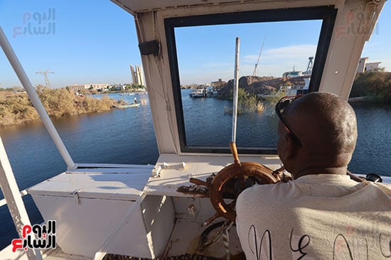 رحلة-خلف-البحيرة