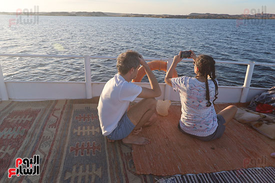 استمتاع-السياح