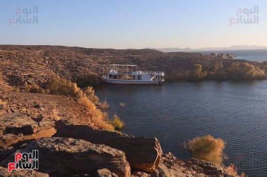 خلف-البحيرة