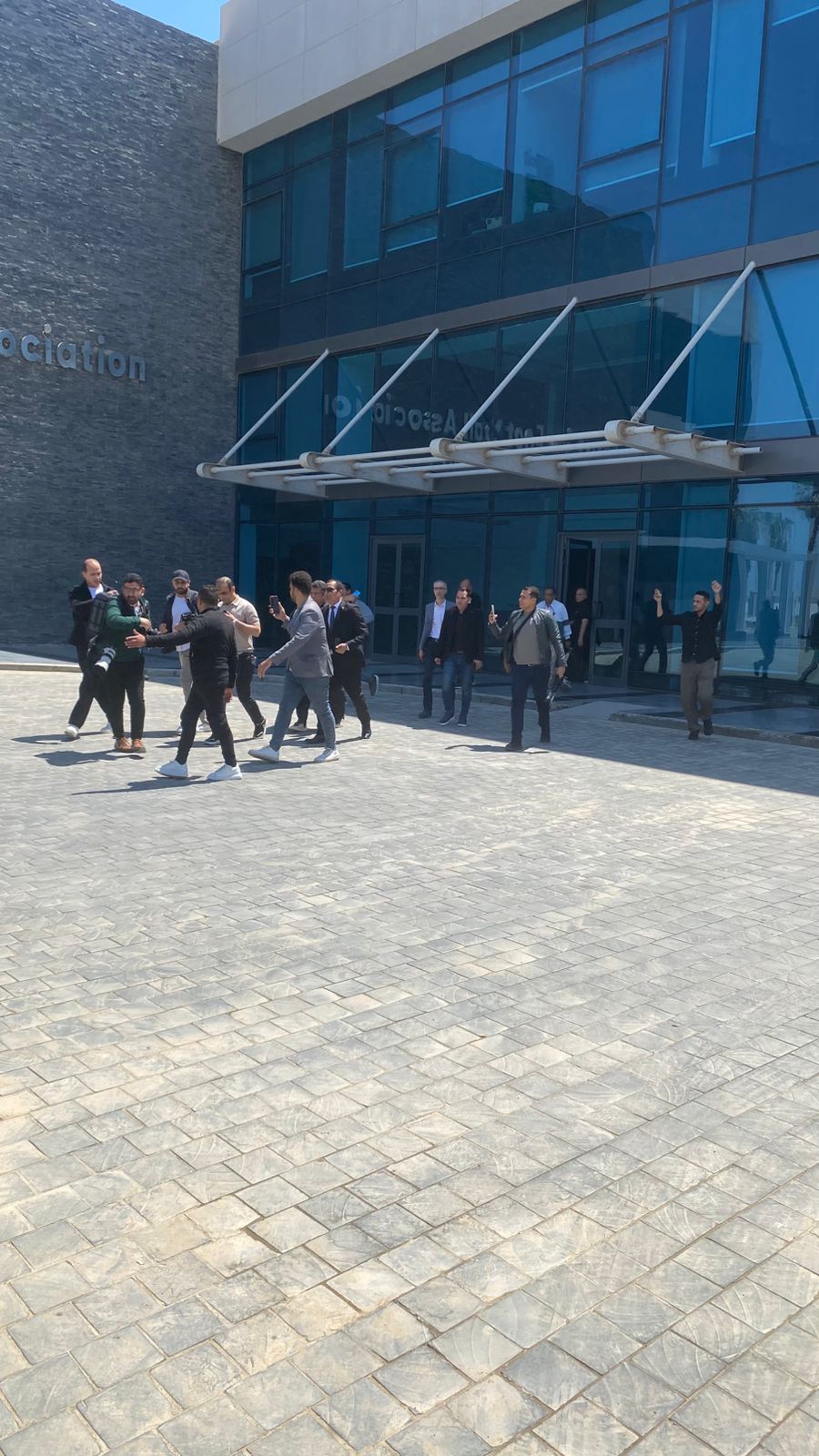 مغادرة الوفد مغادرة الوفد