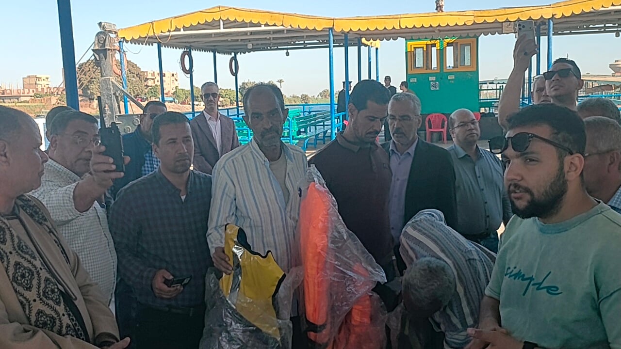 فحص جواكت النجاه_1