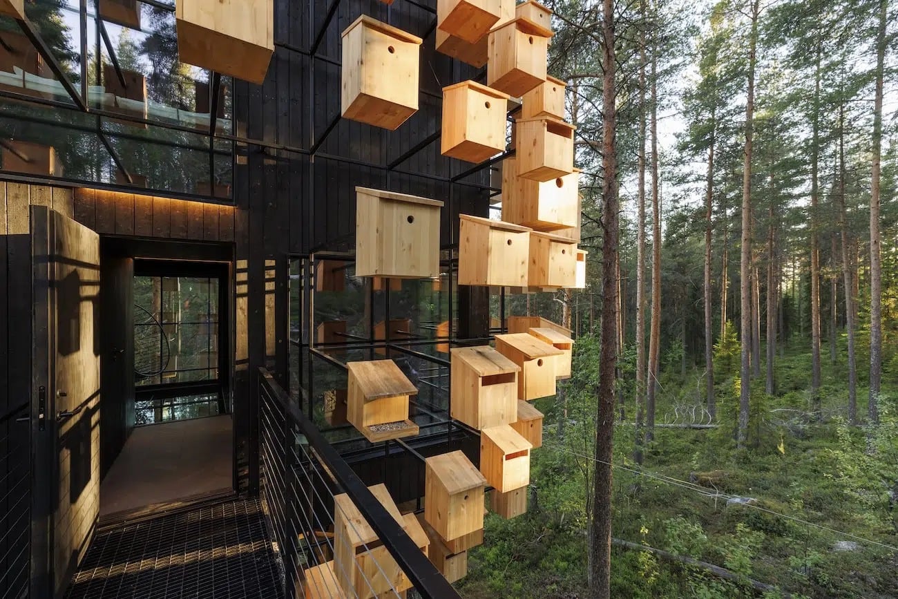 داخل احدى الغرف