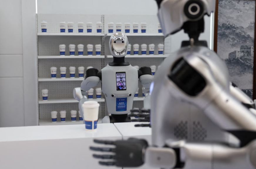 تعرّف على الآلات أحدث جيل من الروبوتات (3)